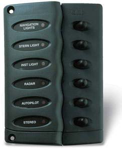 Hella Marine kompakt sigorta paneli. Switch´ler kauçuk muhafaza ile korunmu ve led´le donatlmtr. Panel contaldr.Komple etiket seti ve montaj vidalar standattr. 112x158 mm´dir, 50 mm montaj derinlii gerektirir. Maksimum 12v/20a ´dr.