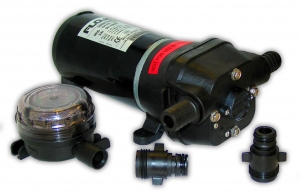 Flojet Quad II genel amaçl transfer ve sintine pompas. 

Mazot, ya dahil olmak üzere bir çok sv transferi yaplabilir. Kuru çalabilir, motor zarar görmez. 3/4" filtre birlikte sunulmaktadr.