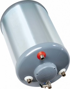 Quick Nautic Boiler BX.

	Paslanmaz çelik gövdeli Quick Nautic Boiler ´ler 220 V AC (+/- %10) veya motor devir-daim suyu ile çalabilir.

	Yüksek kaliteli malzemelerle, uzun süre servis ihtiyac gerektirmeyecek ekilde üretilmitir. -Istc rezistans geni stma yüzeyiyle snma süresini ksaltr.

	Elektrik gücüyle snma salanrken, standart termostatla s derecesi ayarlanabilir.

	Braketleri ile duvara veya herhangi bir düz yüzeye kolayca monta edilebilir.

	Paslanmaz çelik tank ve d yüzey arasnda kapal hücreli poliüretan köpük ile termal izolasyon salanmtr.

	Maksimum çalma basnc 6 bar´ dr.