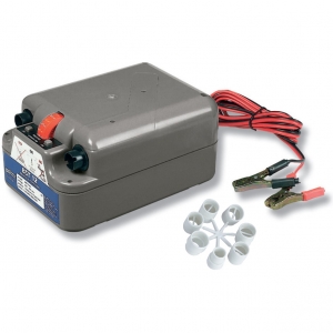Bravo Super Turbo BST 12 HP ime bot pompas. 12V DC. Yüksek hzl ve yüksek basnçl elektrikli pompa.

	
		450 L/Dakika kapasite
	
		Maksimum 20 Amper tüketim
	
		800 mbar (11.6 psi)'a kadar ayarlanabilir basnç
	
		Seçilen basnca ulaldnda otomatik olarak durma
	
		iirme veya indirme yapabilme
	
		Universal hortum/valf adaptör kiti dahil
	
		20x24x18 cm
	
		1.9 kg