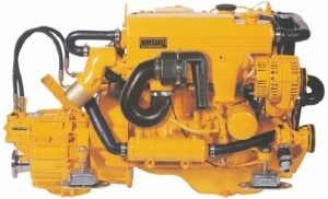 Vetus Diesel VH4.65 deniz motoru 
Motor hacmi: 2607cm³ 
Bor x strok: 91.1 mm x 100 mm 
Silindir says: 4 
Kompresyon oran: 22:1 
Alternatör: 12V/95A 
Güç: 65.3 HP (48 kW) (ISO 3046-1) 
Maksimum rpm: 3000 
2200 rpm de tork: 170 Nm 
anzman (standart): ZF25 
anzman oranlar: 1.97:1, 2.80:1 
Opsiyonel anzman: ZF25A, Hidrolik (1.93:1, 2.29:1, 2.71:1) 
Arlk (anzman dahil): 240 kg