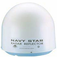 Radar reflektörü, kutulu tip. 12 metre üzeri teknelerde mecburi; EN ISO 8729/Uluslararası IMO standartlarındadır. 10 mil yansıtmalıdır.