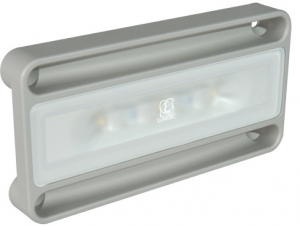 Lumitec Nevis LT yüksek güçlü makine dairesi aydnlatma lambas. Büyük, kutulu, dayanksz floresanlara göre yüksek verimlilik salar. Kvlcm korumas ve kompakt boyutu ile her yere monte edilebilir. Geni açl hüzmesiyle klandrlmas zor olan bölgelere dahi ulaarak parlak bir aydnlatma salar. Tamamen contalanmtr, IP67 uyumludur ve tamamen güvenlidir. 10-30V DC. 810mA @ 12V DC – 405mA @ 24V DC.