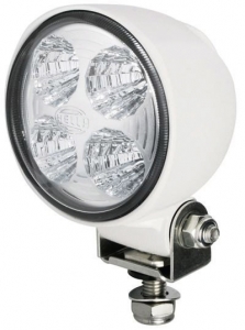 Hella Marine Led Module 70 Mega Beam Güverte aydınlatma lambası. Ledli. Yüksek vibrasyon, darbe ve şoklara maruz kalınan uygulamalarda kullanım için uygundur. Yalıtımlı gövdesi sayesinde bakım gerektirmez. Paslanmaz çelik montaj bağlantıları ve 2 metrelik Marin tip kablo ürün beraberinde verilir. Yakın mesafe homojen aydınlatmalarında yüksek yoğunluklu beyaz ışık sağlaması için Hella Marine reflektör optikleri ve Led teknolojisi birleştirilmiştir. Güç tüketimi 15W (<1.25A @ 12V)’ dan az olup oldukça yüksek bir tasarruf sağlar. Işık çıkışı 800 lümen, Renk sıcaklığı 6500K’dır. 12/24V.