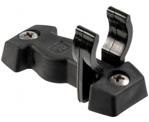 Merdiven klipsi.

Plastik klips, merdivenin borusuna tak�larak seyir halindeyken g&uuml;venli bir konum sa�lar ve kullan�lmad���nda katlanarak darbeye dayan�kl� EPDM montaj taban�na entegre olur.