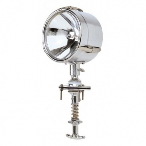 Vetus Z70&nbsp;Dhr kabin kontoll&uuml; projekt&ouml;r. Paslanmaz &ccedil;elik ve kromaj g&ouml;vde.&nbsp;

&Oslash; 180 mm 
12V - 100W PAR46 atom ampul
Ayd�nlatma menzili 450 m